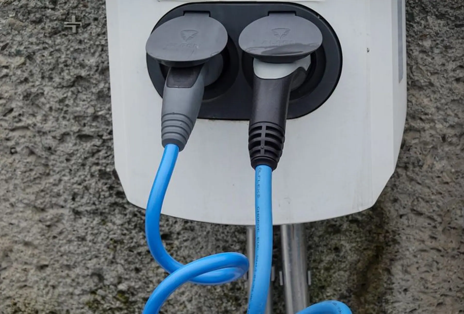 EV charging connector for fleet vehicles at a logistics yard